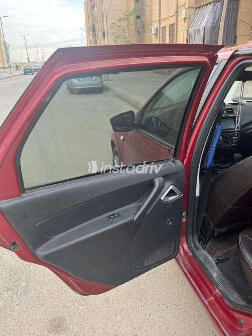 Lada Granta 2022 Red Manual Used for Sale in Damanhur - 3
