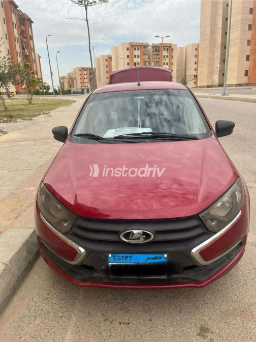 Lada Granta 2022 Red Manual Used for Sale in Damanhur - 6