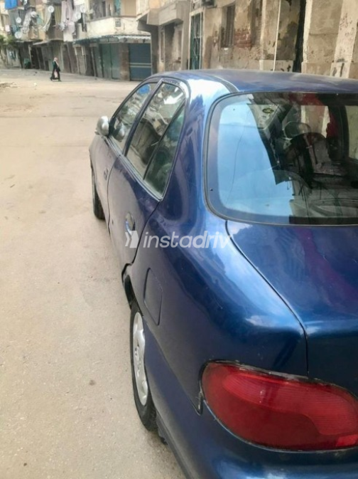 هيونداي اكسنت 2000 أزرق يدوي مستعملة للبيع في الإسكندرية - 7