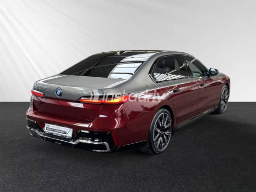 BMW I7 2025 White Automatic New for Sale in Cairo - 2