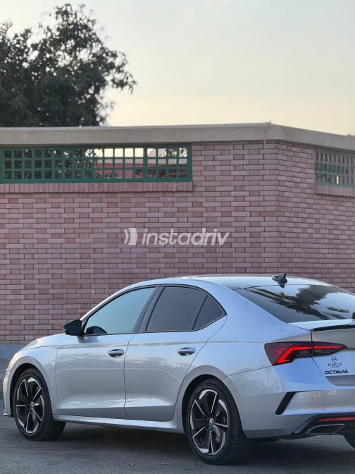 Skoda Octavia A8 2022 Silver Automatic Used for Sale in Ismailia - 2