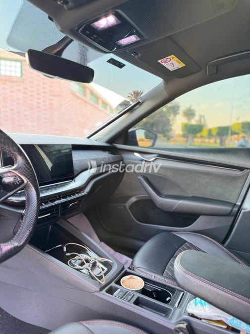 Skoda Octavia A8 2022 Silver Automatic Used for Sale in Ismailia - 4
