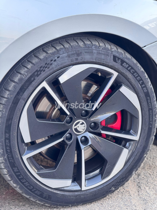 Skoda Octavia A8 2022 Silver Automatic Used for Sale in Ismailia - 8
