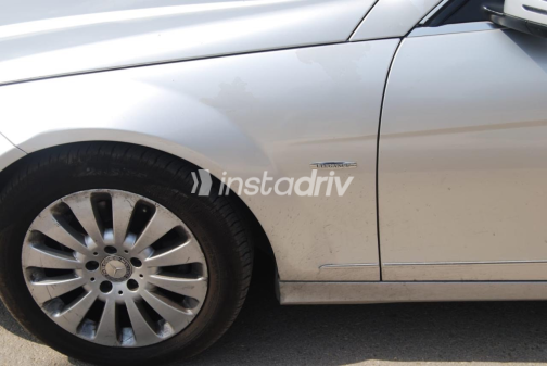 Mercedes C 200 2009 Silver Automatic Used for Sale in Giza - 7
