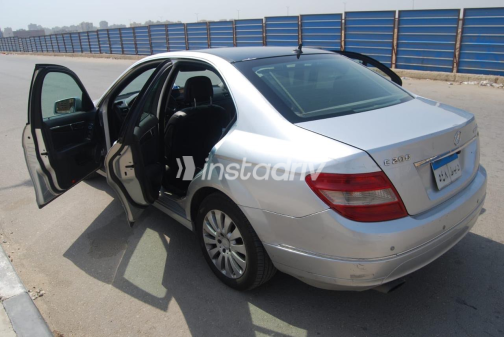 Mercedes C 200 2009 Silver Automatic Used for Sale in Giza - 9
