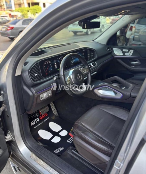 Mercedes GLE 450 2023 Silver Automatic Used for Sale in Cairo - 5