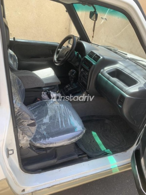 Suzuki Vitara 2003 White Automatic Used for Sale in Cairo - 4