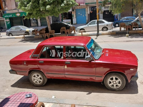 لادا 2107 2010 نبيتي يدوي مستعملة للبيع في الإسكندرية - 1