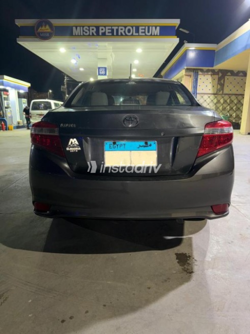 Toyota Yaris 2015 Dark Gray Automatic Used for Sale in Greater Cairo ( Cairo + Giza) - 5