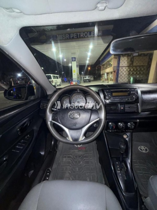 Toyota Yaris 2015 Dark Gray Automatic Used for Sale in Greater Cairo ( Cairo + Giza) - 9