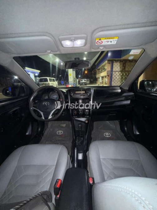 Toyota Yaris 2015 Dark Gray Automatic Used for Sale in Greater Cairo ( Cairo + Giza) - 10
