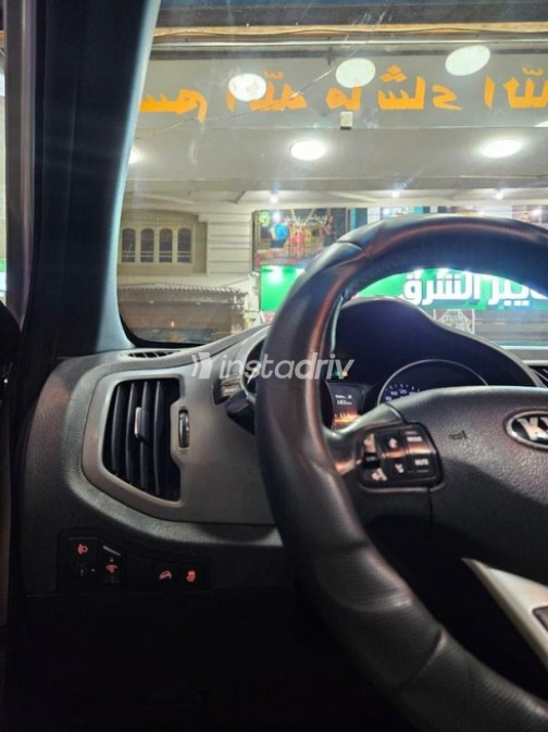 Kia Sportage 2016 Beige Automatic Used for Sale in El Mahalla - 2