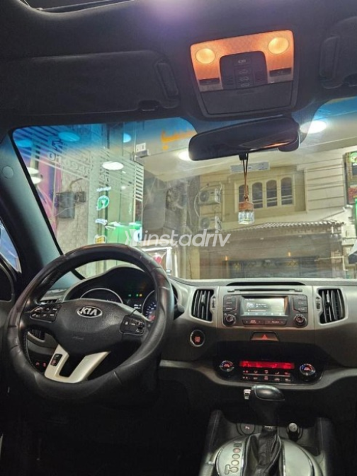 Kia Sportage 2016 Beige Automatic Used for Sale in El Mahalla - 5
