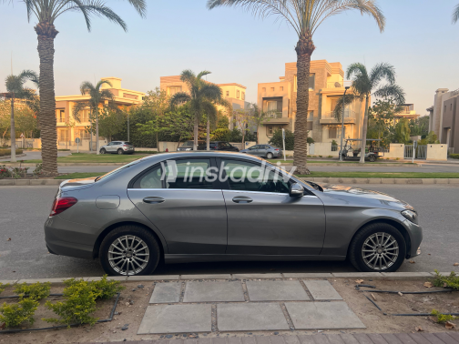 Mercedes C 180 2015 Gray Automatic Used for Sale in Cairo - 1