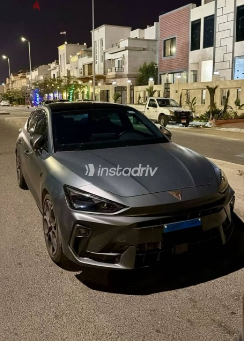 كوبرا ليون 2025 رمادي أوتوماتيك مستعملة للبيع في القاهرة - 1