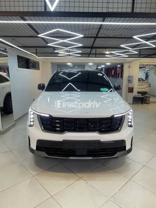 Kia Sorento 2024 White Automatic Used for Sale in Giza - 2
