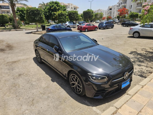 Mercedes E 300 2021 Black Automatic Used for Sale in Al Shorouk - 2