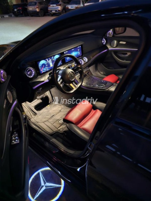 Mercedes E 300 2021 Black Automatic Used for Sale in Al Shorouk - 9