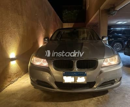 BMW 318 2009 Dark Blue Automatic Used for Sale in Greater Cairo ( Cairo + Giza) - 1
