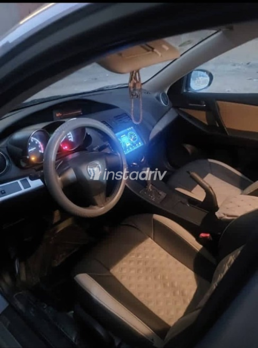 Mazda 3 2013 Silver Automatic Used for Sale in Greater Cairo ( Cairo + Giza) - 3