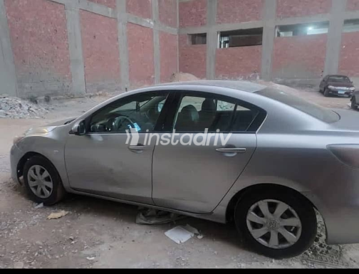 Mazda 3 2013 Silver Automatic Used for Sale in Greater Cairo ( Cairo + Giza) - 6