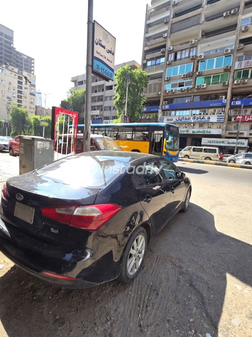 كيا K3 2014 أسود أوتوماتيك مستعملة للبيع في القاهرة - 4