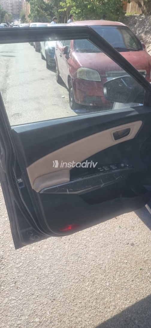 Ssang Yong Tivoli 2019 White Automatic Used for Sale in Cairo - 7