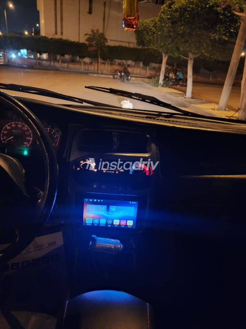Daihatsu SIRION 2000 White Automatic Used for Sale in Cairo - 3