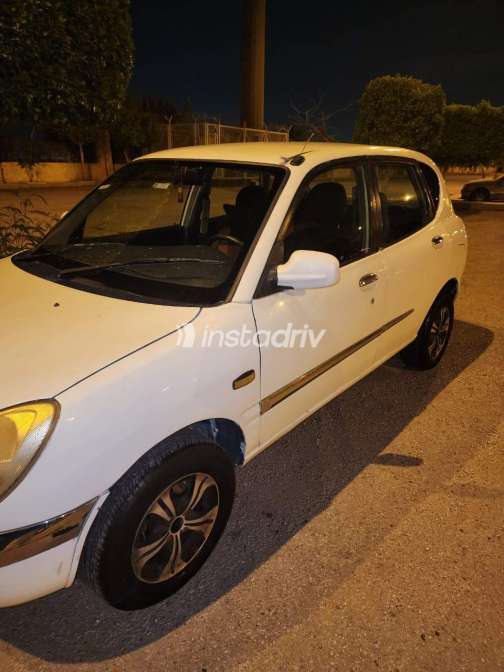 Daihatsu SIRION 2000 White Automatic Used for Sale in Cairo - 10