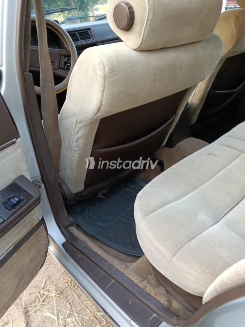 Toyota Cressida 1982 Gray Manual Used for Sale in Cairo - 4