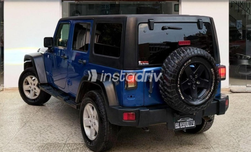 Jeep Wrangler 2013 Dark Blue Automatic Used for Sale in Nasr city - 6