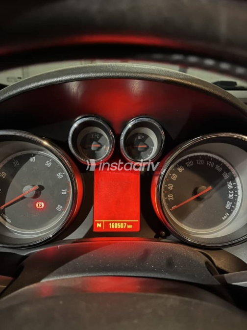 Opel Astra 2017 Silver Automatic Used for Sale in Cairo - 6