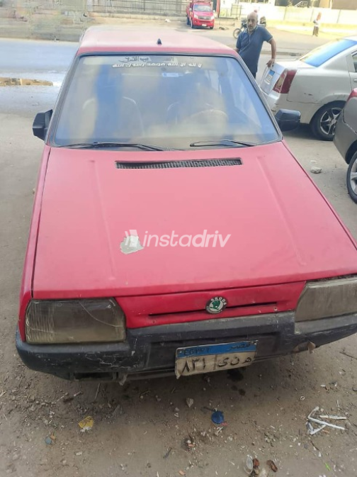 Skoda Favorit 1994 Red Manual Used for Sale in Nasr city - 4