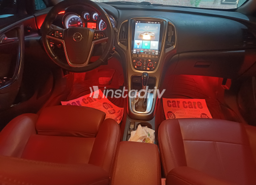 Opel Astra 2018 White Automatic Used for Sale in Cairo - 5
