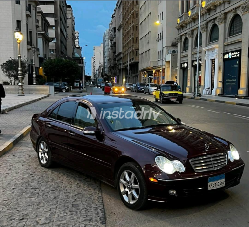 Mercedes C 180 2007 White Automatic Used for Sale in Alexandria - 1