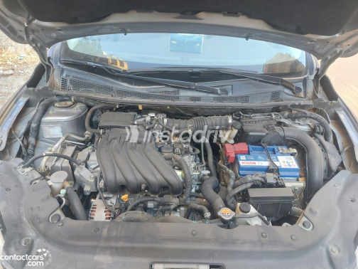 Nissan Sentra 2020 Gray Automatic Used for Sale in El Haram - 5