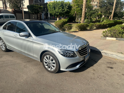 Mercedes C 180 2019 Silver Automatic Used for Sale in Heliopolis - 4