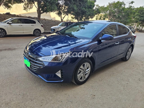 Hyundai Elantra AD 2025 White Automatic Used for Sale in Cairo - 3