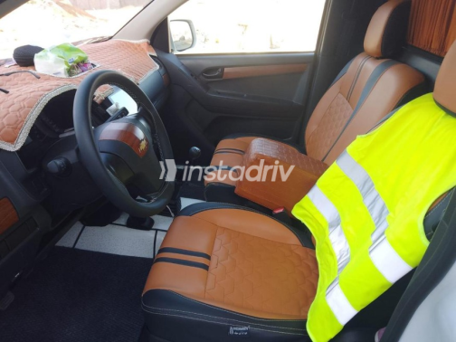 Chevrolet Pickup 2026 White Manual Used for Sale in 6 October - 4