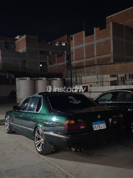 بي ام دبليو 730 1987 أخضر يدوي مستعملة للبيع في طنطا - 3