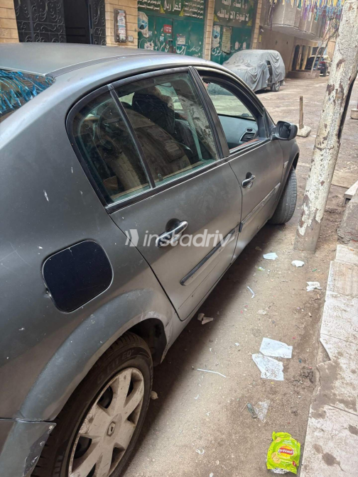 Renault Megane 2005 Gray Automatic Used for Sale in Cairo - 6