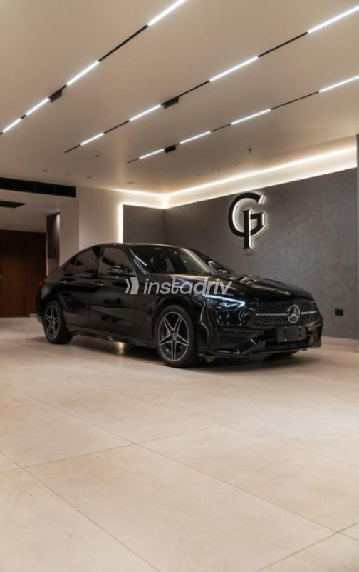 Mercedes C 200 2023 Black Automatic Used for Sale in Cairo - 6