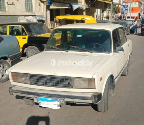 Lada 2105 1994 Beige Manual Used for Sale in Alexandria - 1