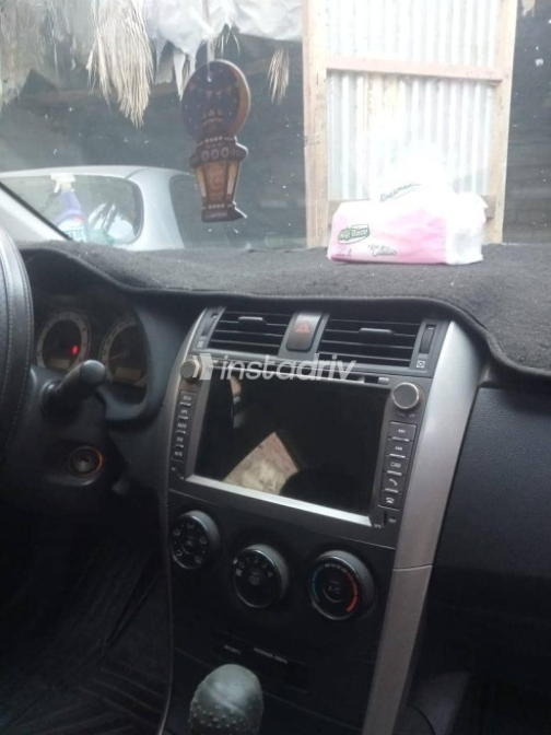 Toyota Corolla 2010 Gray Automatic Used for Sale in Greater Cairo ( Cairo + Giza) - 5