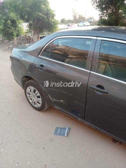 Toyota Corolla 2010 Gray Automatic Used for Sale in Greater Cairo ( Cairo + Giza) - 9