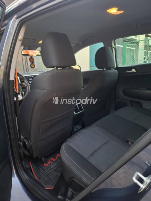 Kia Sportage 2021 Dark Blue Automatic Used for Sale in Nasr city - 7