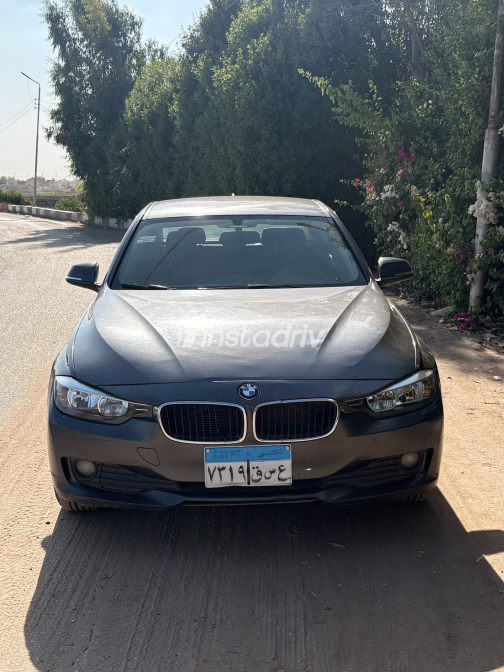 BMW 316 2015 Dark Gray Automatic Used for Sale in Cairo - 2