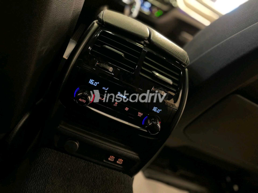 بي ام دبليو 520 2021 فضي أوتوماتيك مستعملة للبيع في مصر الجديدة - 3