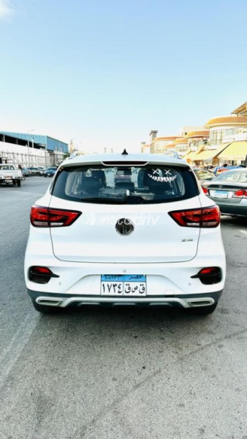 MG ZS 2023 White Automatic Used for Sale in Banha - 4