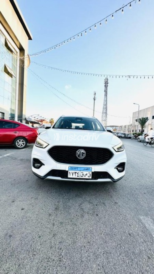 MG ZS 2023 White Automatic Used for Sale in Banha - 7